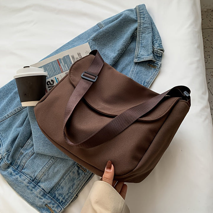 Valentina | Borsa a Tracolla in Nylon con Bottone Magnetico