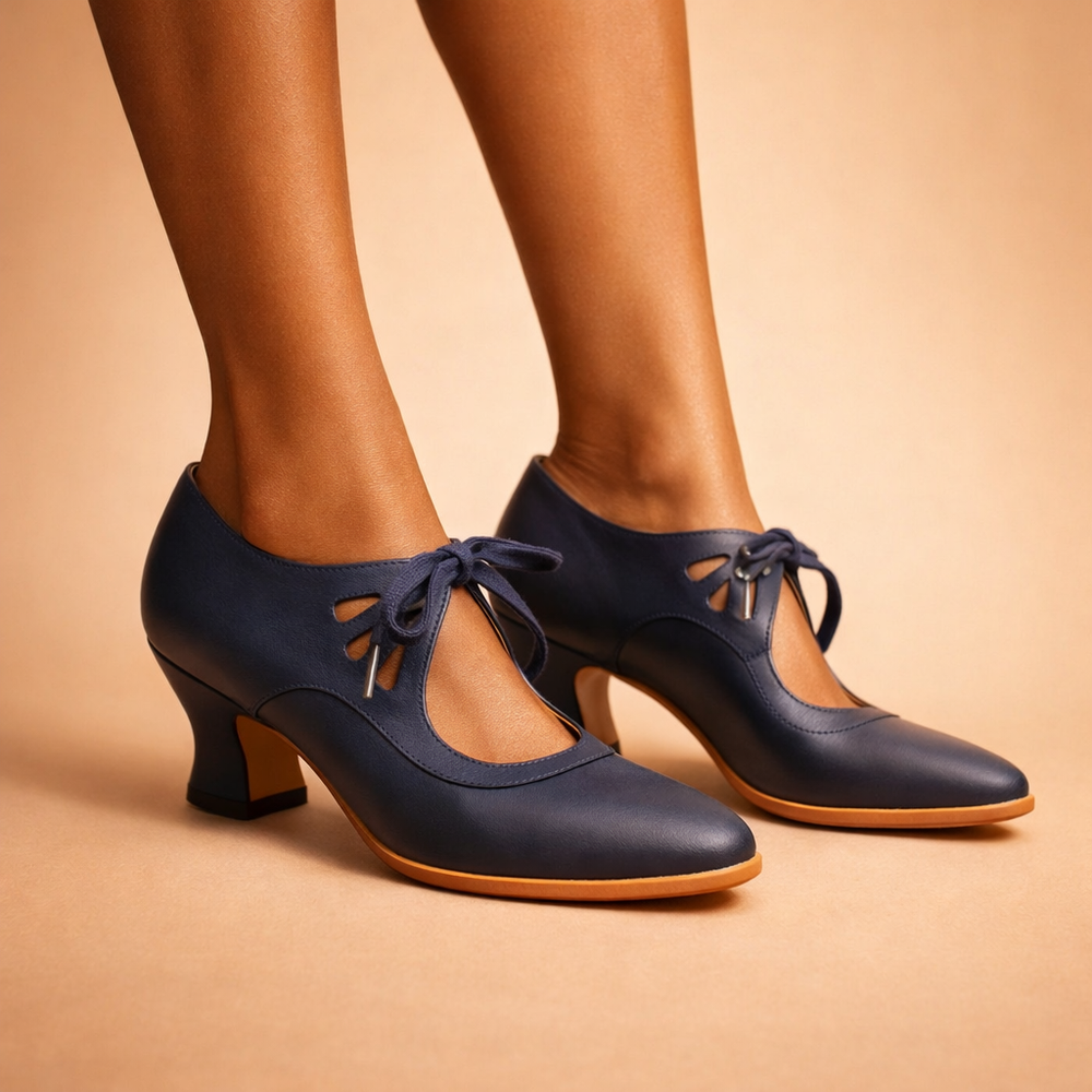 Scarpe con tacco allacciate in pelle