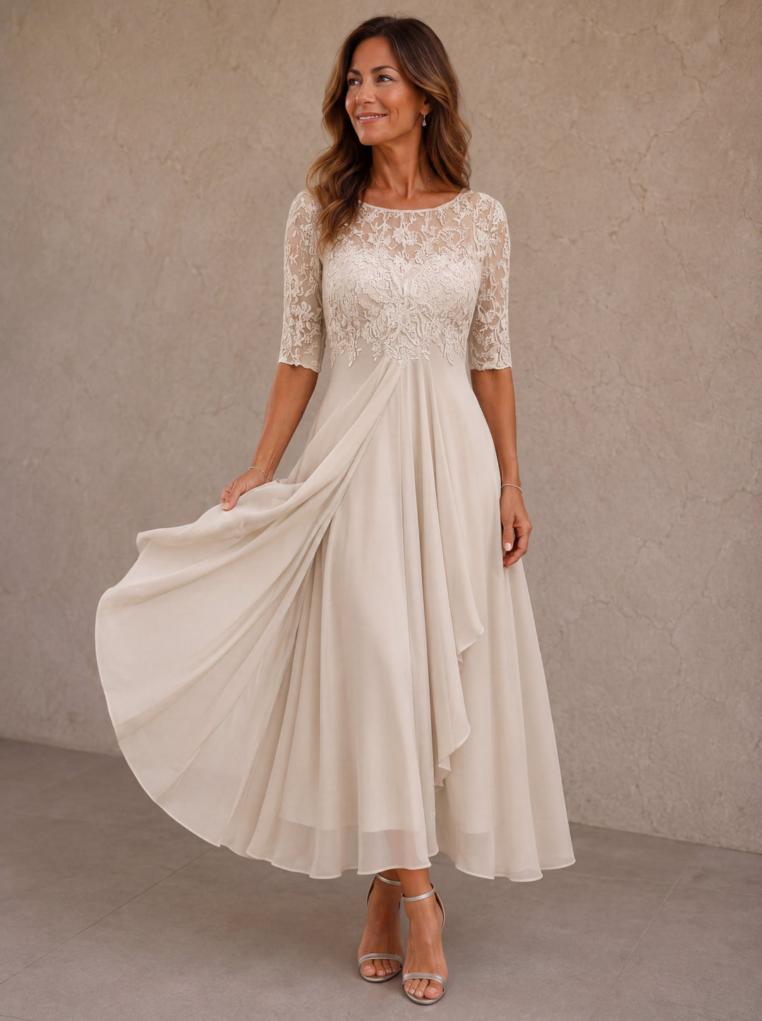 Abella | Vestito con Pizzo