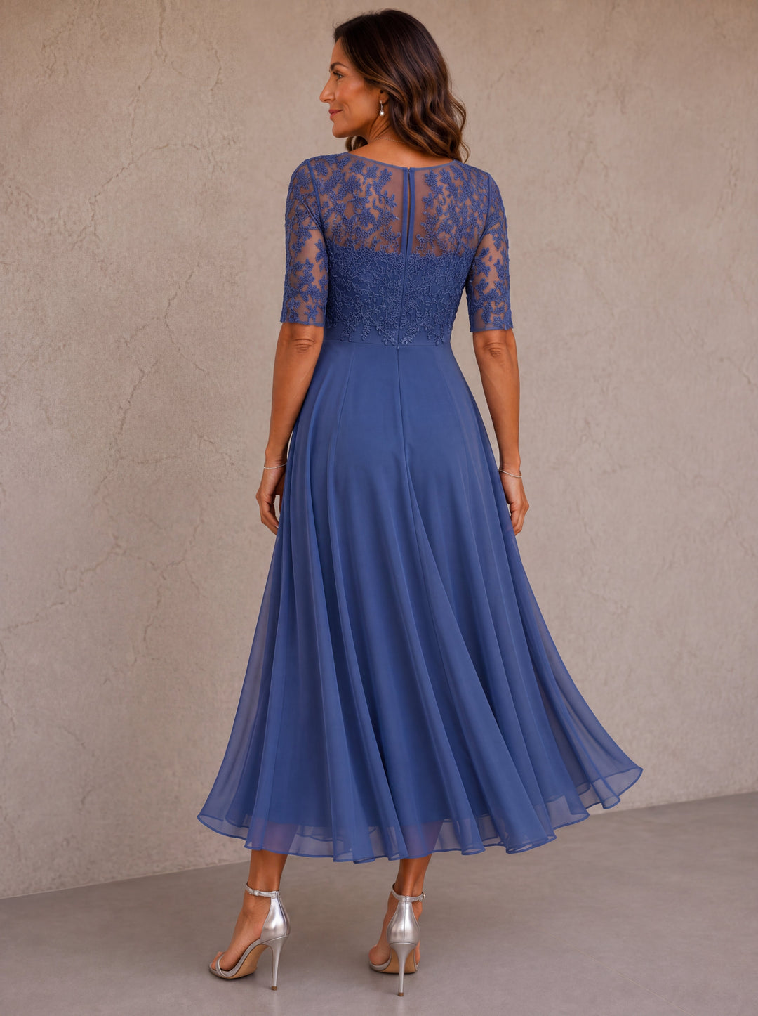 Abella | Vestito con Pizzo