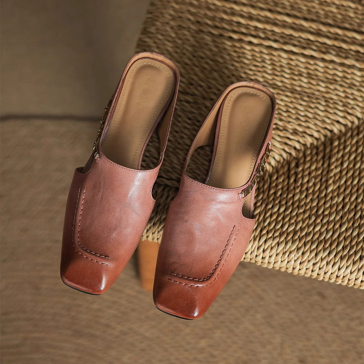 Avella | Mules In Pelle