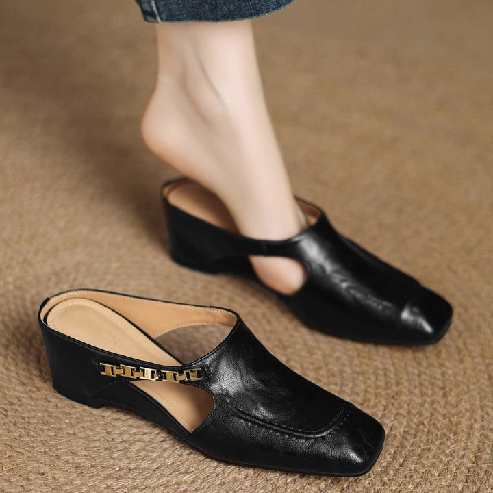 Avella | Mules In Pelle