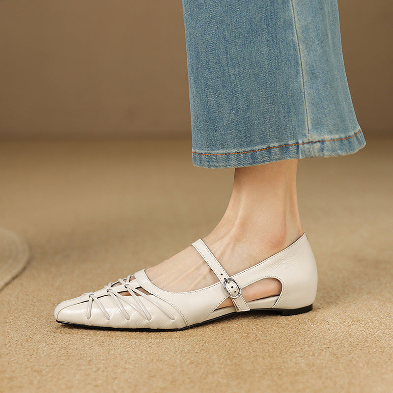 Quenby | Ballerina Mary Jane a Punta con Intaglio a Griglia